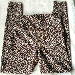 New American Eagle High waisted Everything leggings Size Medium